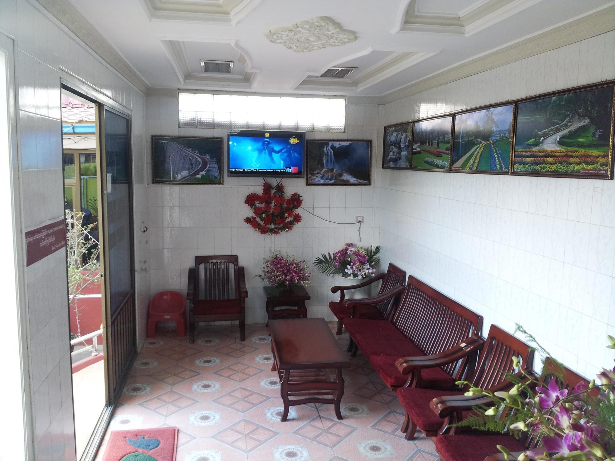 Royal Flower Guest House Pyin Oo Lwin Exterior photo