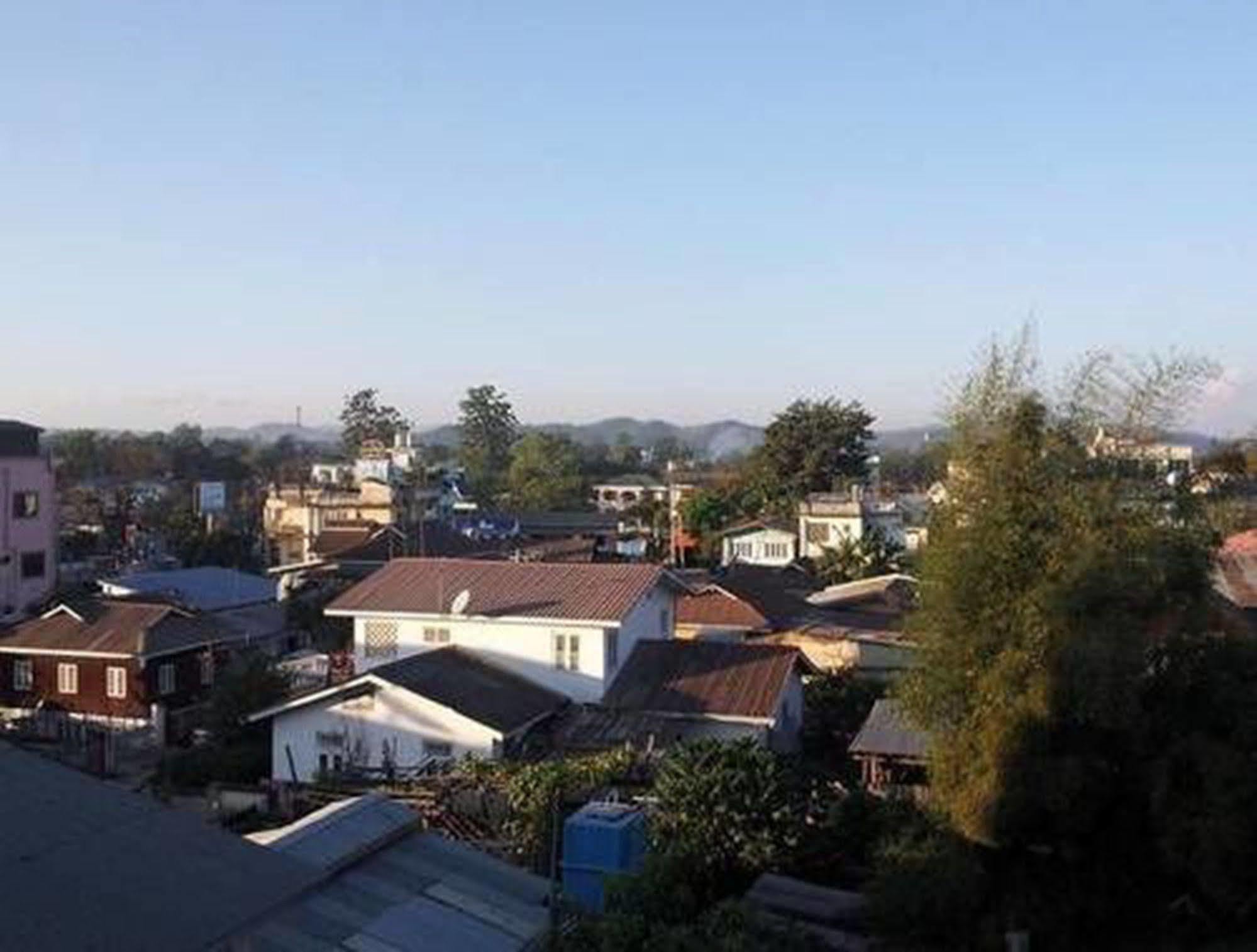 Royal Flower Guest House Pyin Oo Lwin Exterior photo